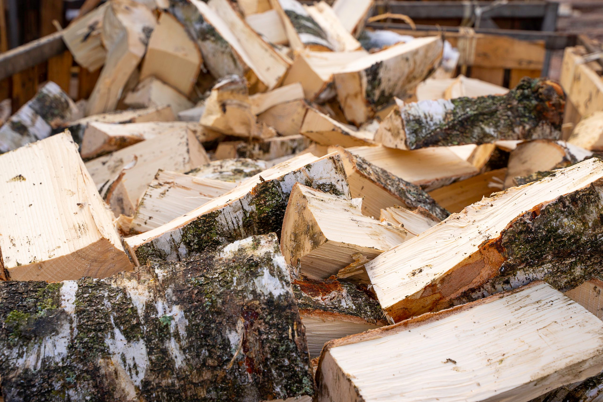 Kiln-dried split birch firewood packed in a wholesale crate